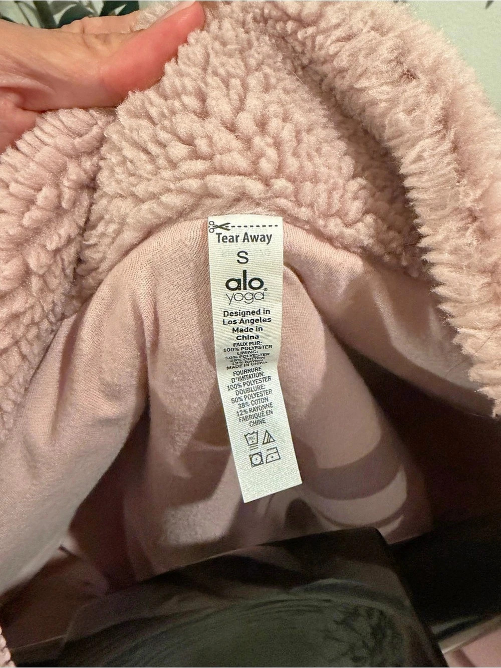alo Teddy Fleece Jacket in Pink Small Like New - Picture 5 of 6